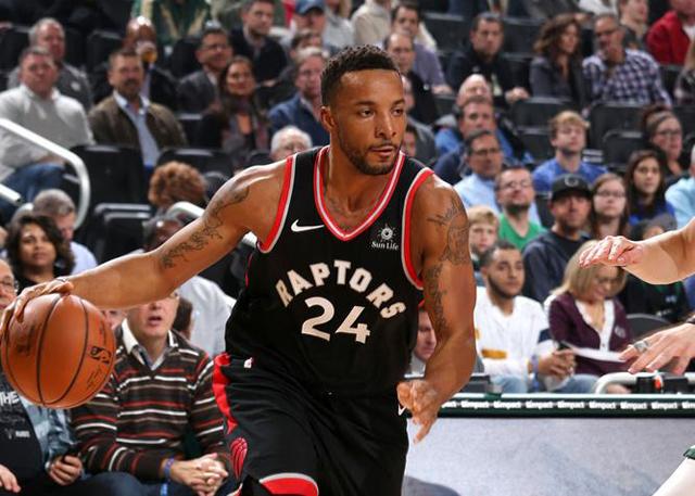 女排爆大冷!世界冠军2-0遭逆转,美国被横扫中国女排连获喜讯